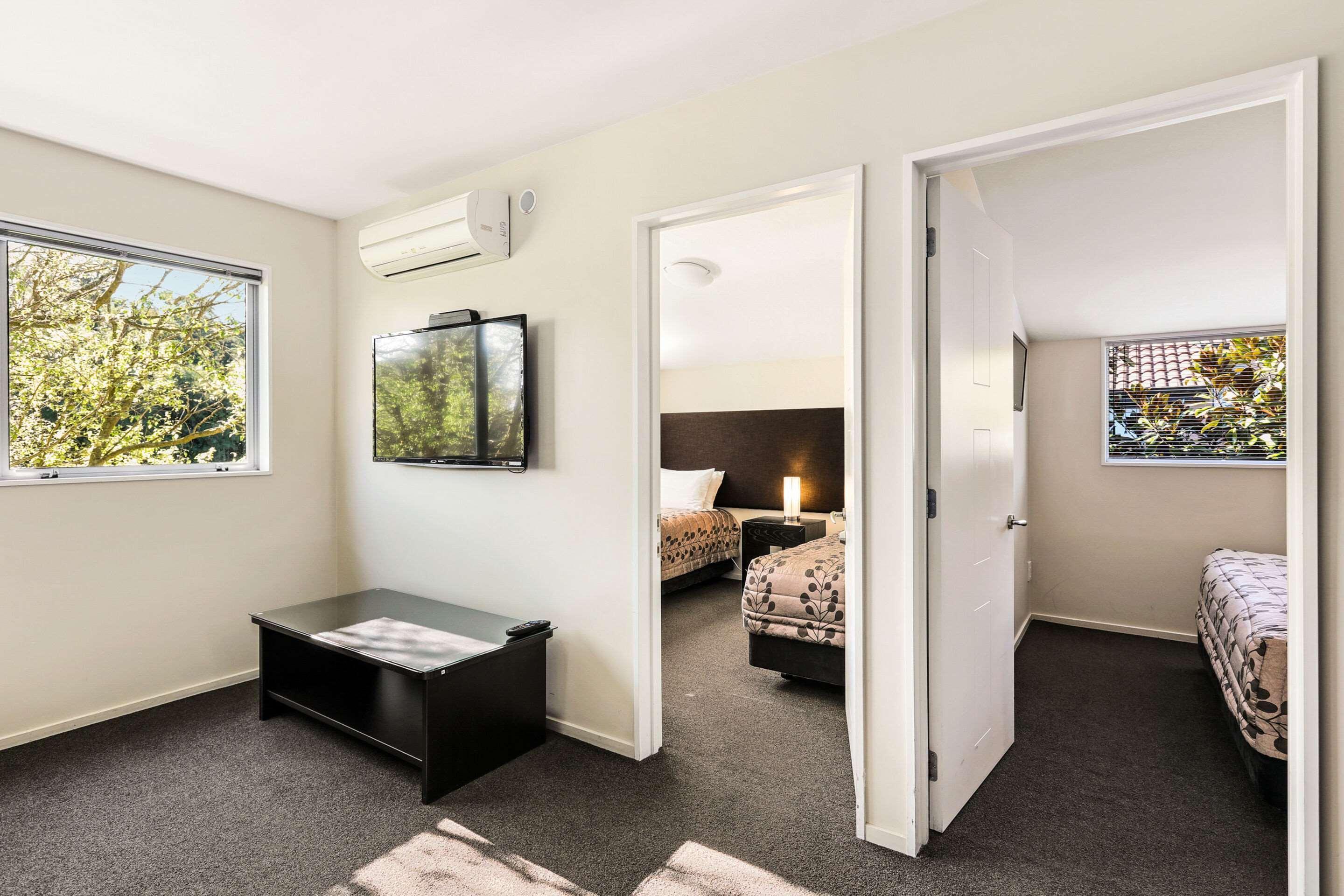 Quality Suites Amore Christchurch Bagian luar foto