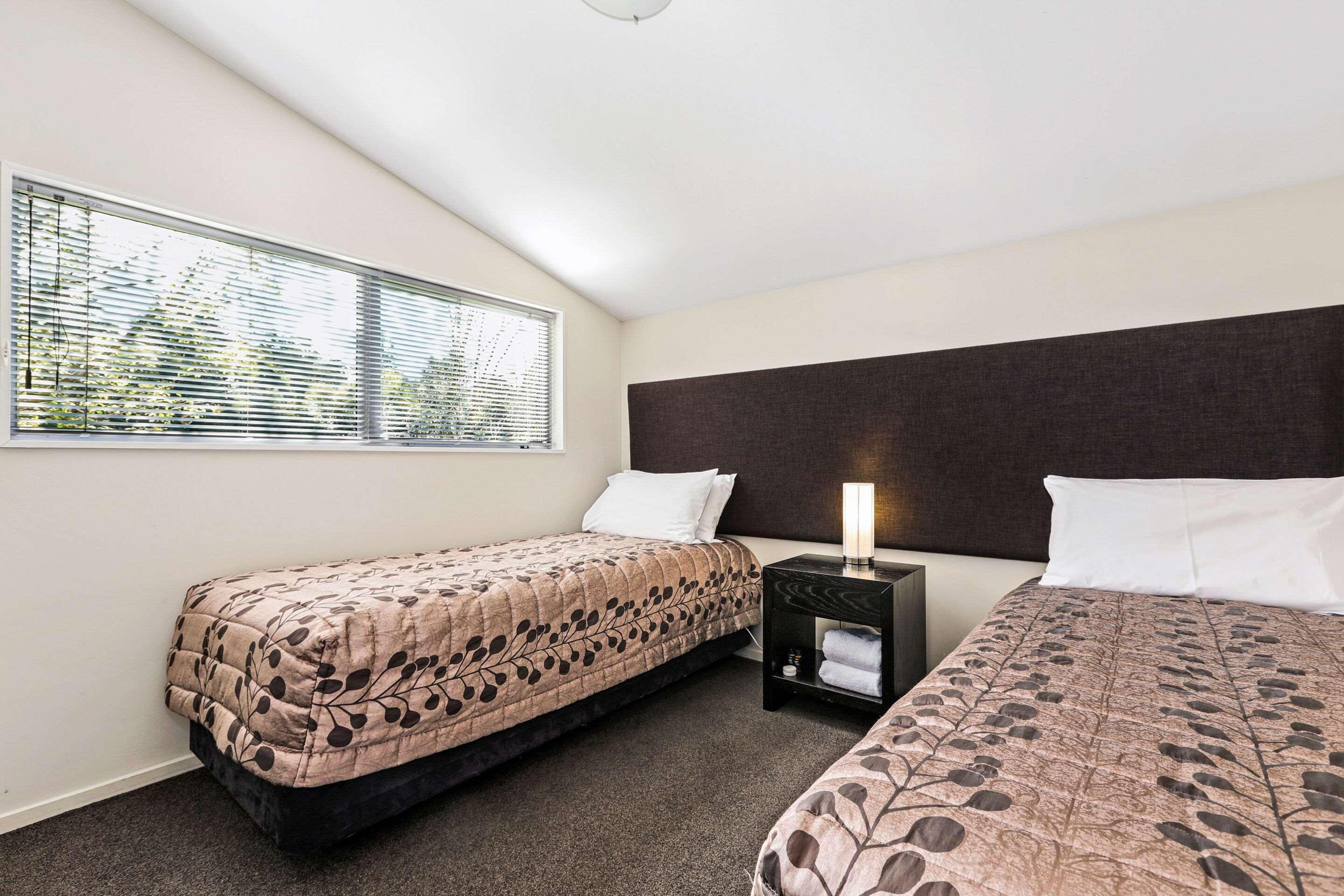 Quality Suites Amore Christchurch Bagian luar foto